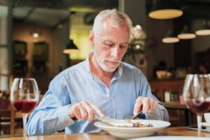 American Express Gold Card: Exciting New Welcome Bonus of 60,000 Points and 4x Rewards on Dining!