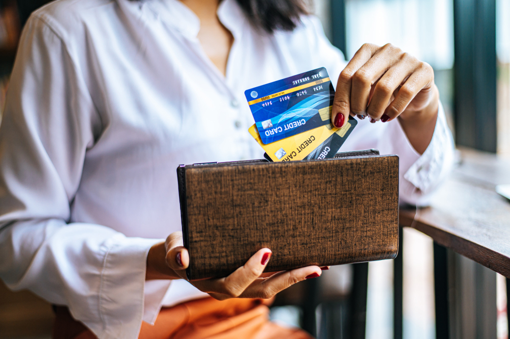 Store Card vs Credit Card in South Africa: Choosing the Right Fit for Your Spending Style