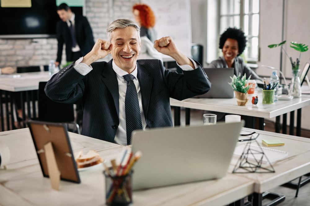 How to Build Workplace Confidence During Your First 90 Days in a New Job